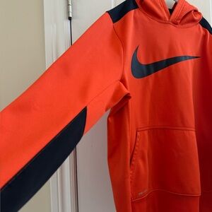 Boy's Nike Orange Black Dri Fit Sweatshirt Hoodie XL Sport Active Performance